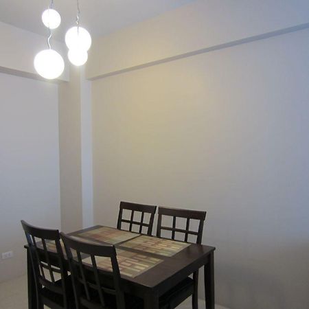 Palm Tree - Genlex Condominium Манила Екстериор снимка
